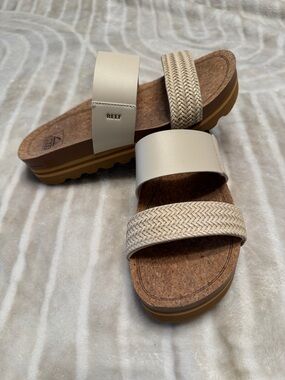 Reef Women’s Cream Braided & Smooth Double-Strap Platform Sandals
